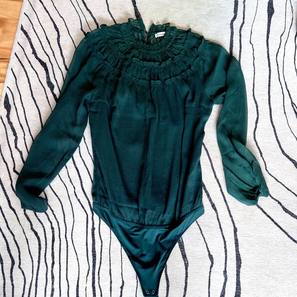 NWOT emerald body suit